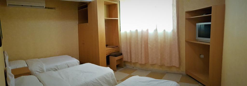 Al Majd Hotel ‘Ibrī Εξωτερικό φωτογραφία