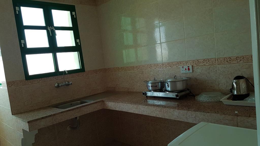 Al Majd Hotel ‘Ibrī Εξωτερικό φωτογραφία