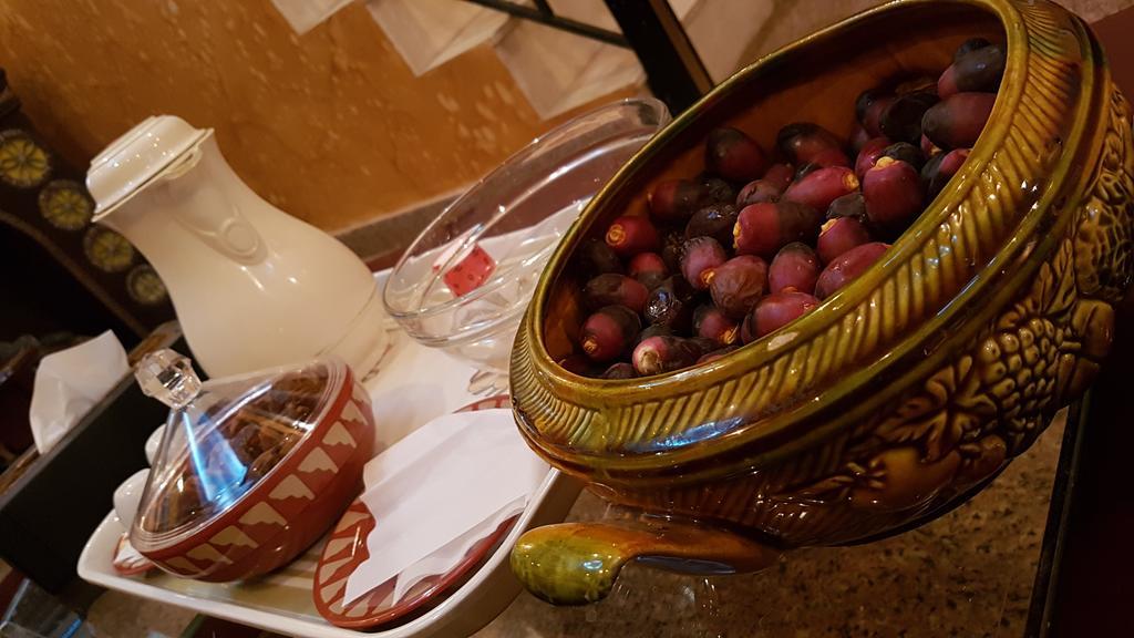 Al Majd Hotel ‘Ibrī Εξωτερικό φωτογραφία